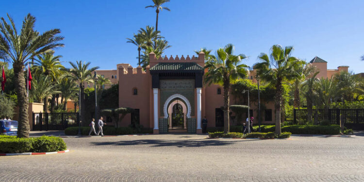 ¿dónde está y cuánto cuesta el increíble hotel en Marruecos?