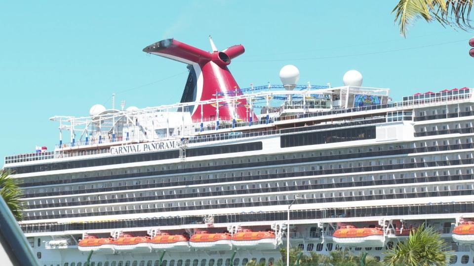Arribo de cruceros en Puerto Vallarta