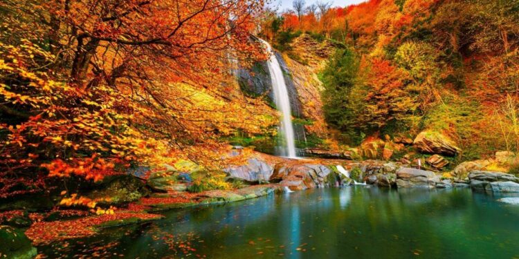 5 destinos ideales para viajar en otoño en Argentina