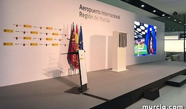 Aeropuerto de la Región de Murcia Juan de la Cierva