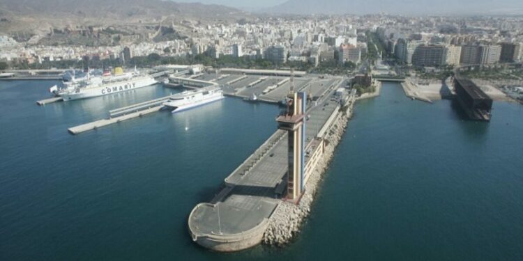 Almería aprobará la próxima semana la ampliación y adecuación del Muelle de Levante para el atraque de cruceros