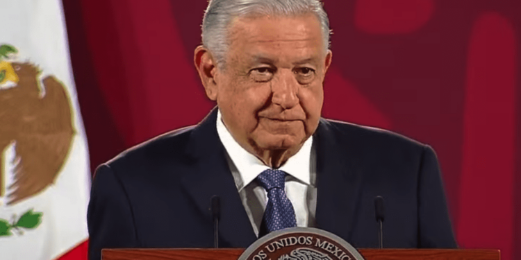 Anuncia AMLO que rentarán avión presidencial para viajes privados