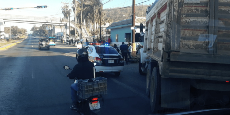 Arrollan a motociclista en el crucero de Urías, en Mazatlán