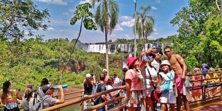 Atractivos misioneros registraron récord de turistas durante el feriado