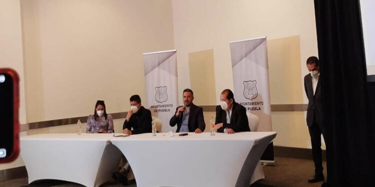 Ayuntamiento de Puebla modernizará semáforos en 36 puntos de la ciudad