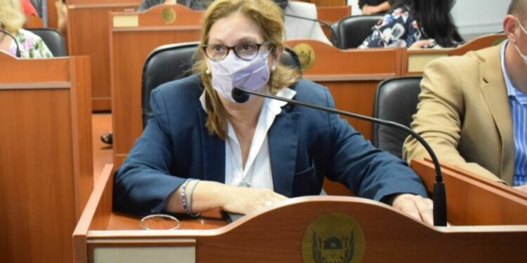 Crece la controversia en torno al viaje de la comitiva catamarqueña a Dubái