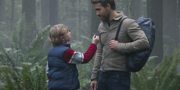 Crítica de “El proyecto Adam”, otra de viajes en el tiempo con Ryan Reynolds