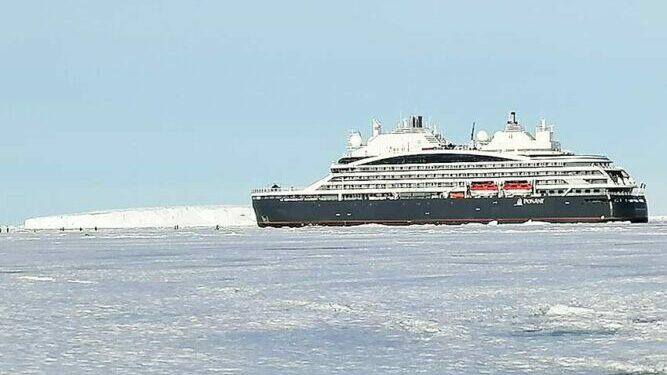 Crucero rompehielos que operó desde Punta Arenas a la Antártica concluyó su temporada