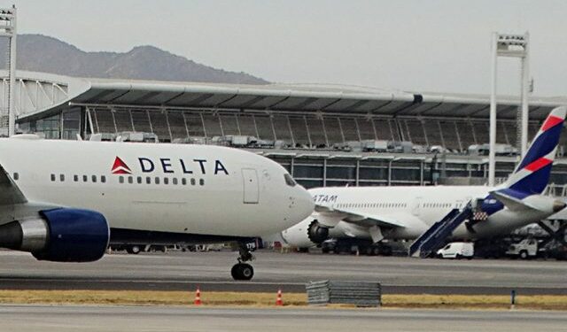 Delta sube salarios un 4% a casi todos de sus 75 mil empleados