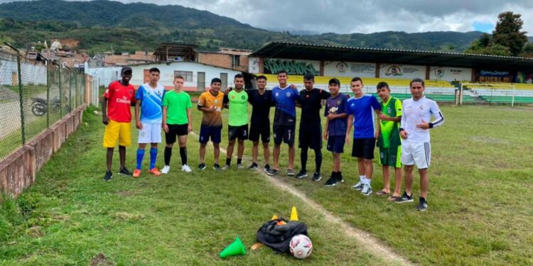 Diez futbolistas de Putumayo se foguearán en España