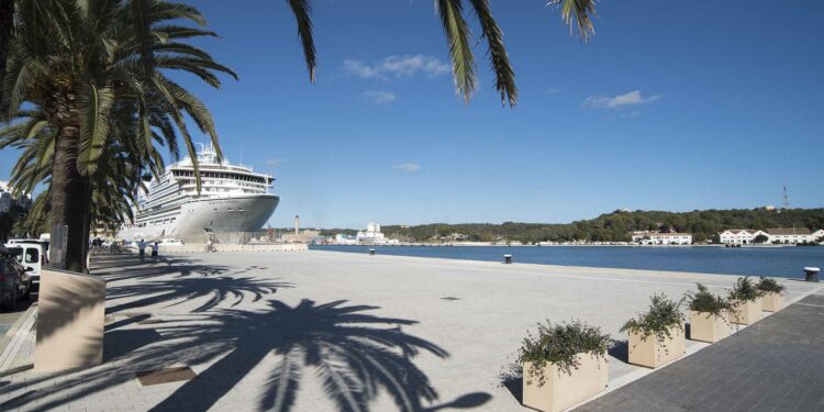 El puerto de Mahón contará con un nuevo parque infantil en el muelle de cruceros