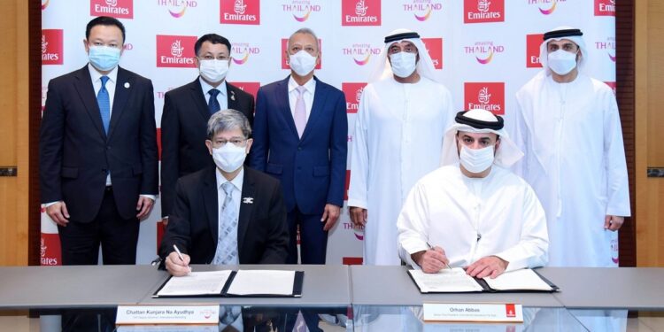 Emirates acuerda con Tailandia la promoción de viajes a ese país
