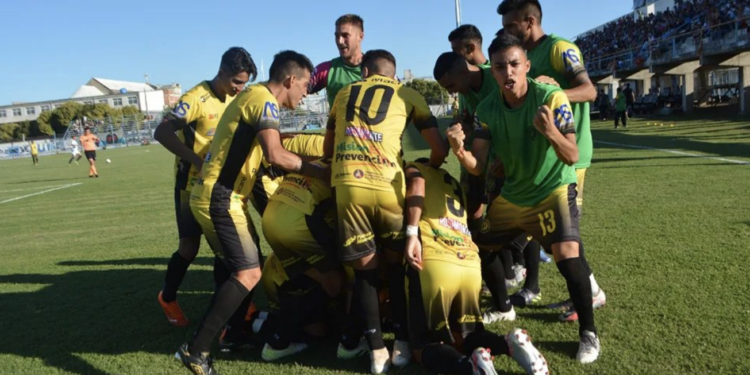 crucero recibe a gimnasia