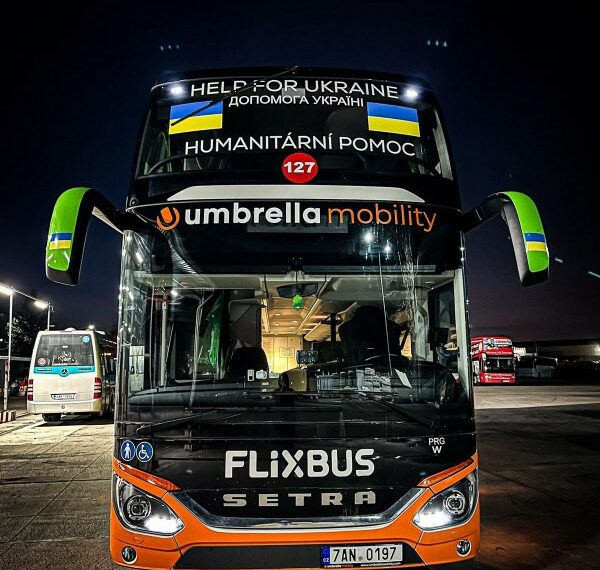 Flixbus pone viajes gratuitos a disposición de los refugiados ucranianos, desde Polonia y Rumanía
