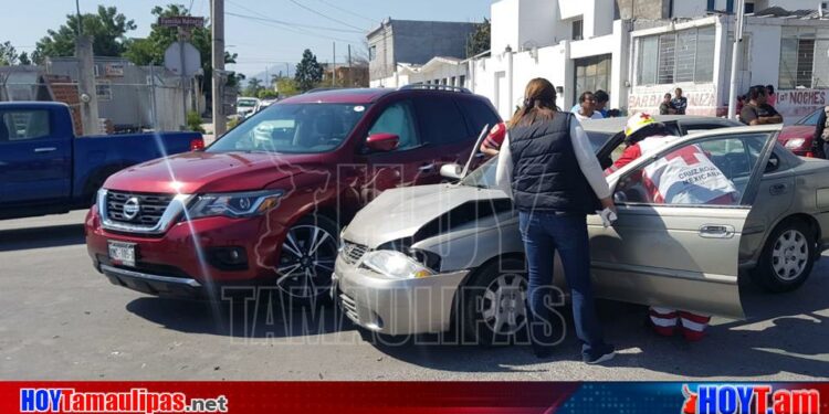 Hoy Tamaulipas - Tamaulipas Resultan dos personas lesionadas en choque de crucero en Victoria