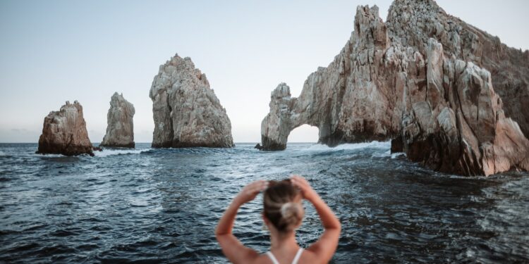 Invasión a Ucrania detona el turismo de rusos en Los Cabos