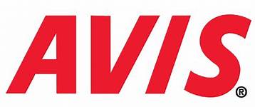 Avis la primera arrendadora con autos eléctricos Tesla en Latinoamérica