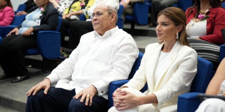 La mujer tiene menor brecha salarial en el sector Turismo, según vicepresidenta del Grupo Puntacana