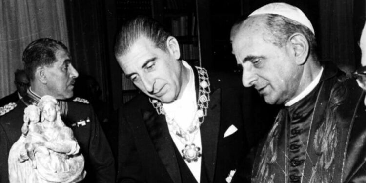 Frei Montalva con el Papa Paulo IV en el Vaticano