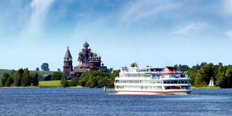 Las compañías de cruceros abandonan Rusia