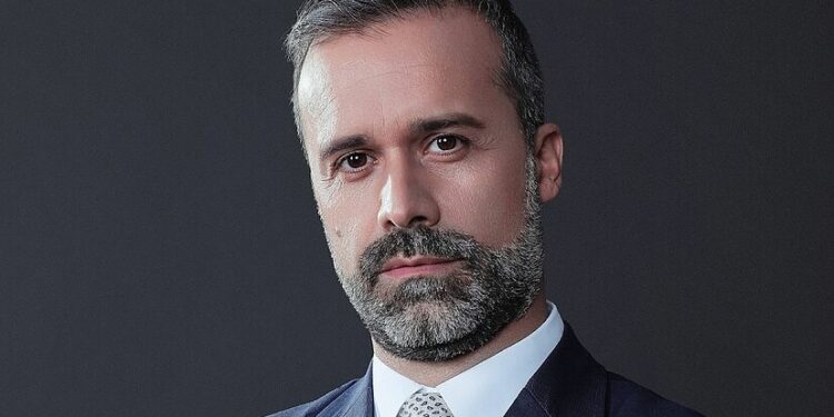 El presidente de Costa Cruceros, Mario Zanetti,inauguró ayerel Costa...