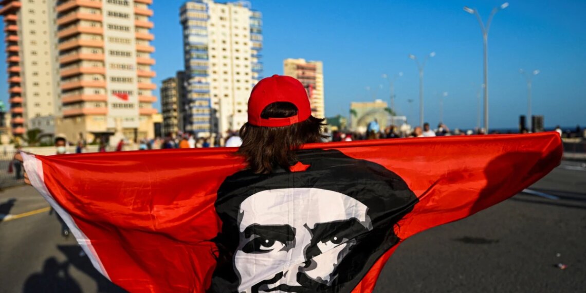 Muere en Bolivia el militar que mató al 'Che' Guevara