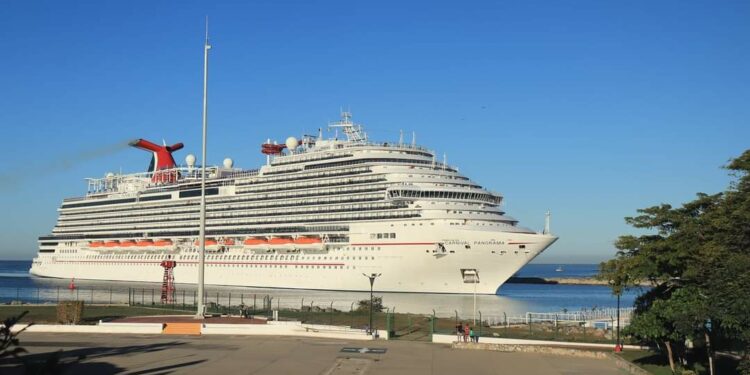 Para este 2022 se esperan casi 200 cruceros en Puerto Vallarta