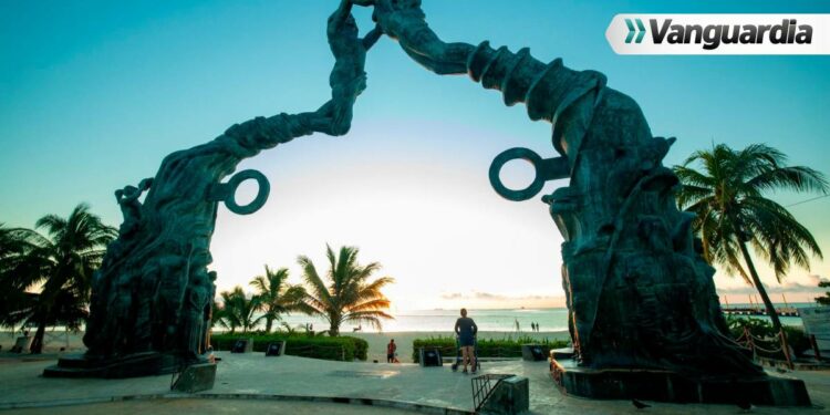 Playa del Carmen Vs. Cancún: ¿Por qué conocer y vivir en estos lugares?