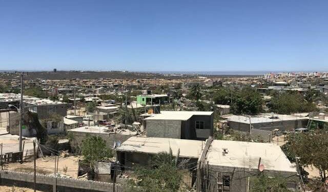 Pobreza extrema incrementó 163.8% en BCS: Coneval