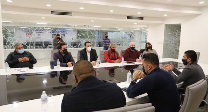 Policía Municipal y asociación turística van contra agencias de viajes pirata