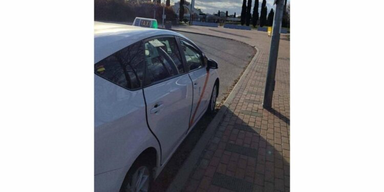 Taxi Warner Madrid, el servicio de taxi que llega hasta el Parque Warner