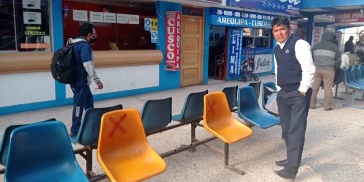 Transportistas denuncian reducción de viajes debido al incremento del precio de combustible