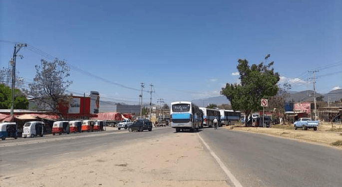 Tras diálogo, colonos de la Vicente Guerrero liberan crucero de la “Y”
