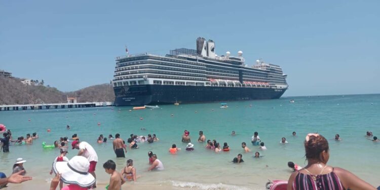 11 cruceros han llegado a Huatulco en 2022