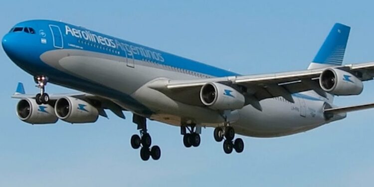 Aerolíneas Argentinas prevé su regreso a Cuba