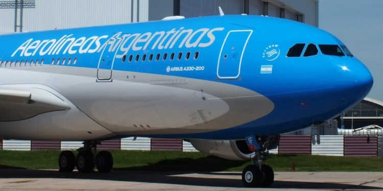 Aerolíneas Argentinas retoma vuelos a Cuba con escala en Punta Cana - Noticias de turismo