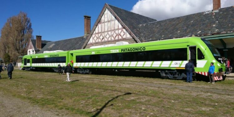 2504_estación perito moreno