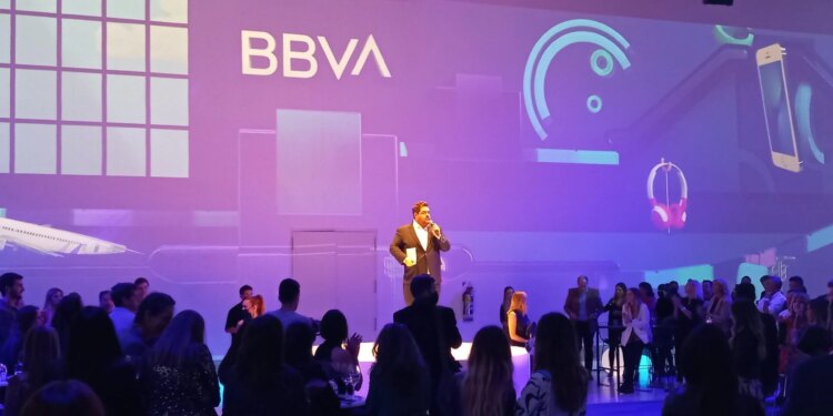 BBVA presenta su nuevo programa de beneficios para todos sus clientes