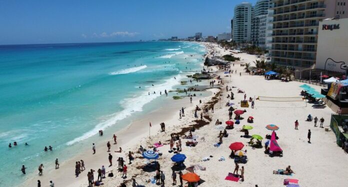 Calificadora turística ubica a Cancún en el top 10 de destinos preferenciales de Estados Unidos