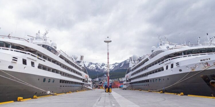 Cerca de 60 mil personas pasaron por el puerto de Ushuaia