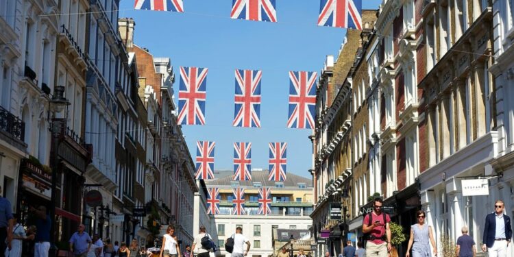 Cómo estudiar inglés en el extranjero sin gastar mucho dinero