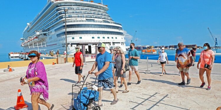 Derrama de cruceristas aún no recuperaría nivel prepandemia