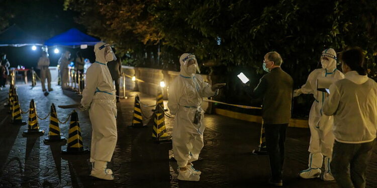 EEUU aumenta la alerta para no viajar a China y evacua el consulado de Shanghi