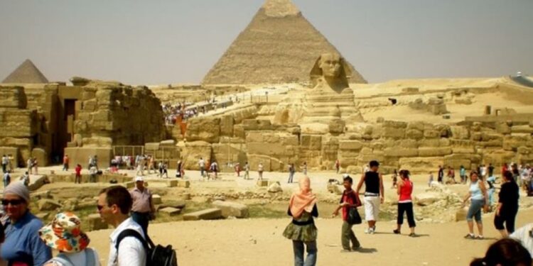 Egipto reactiva la actividad turística con nuevos paquetes promocionales