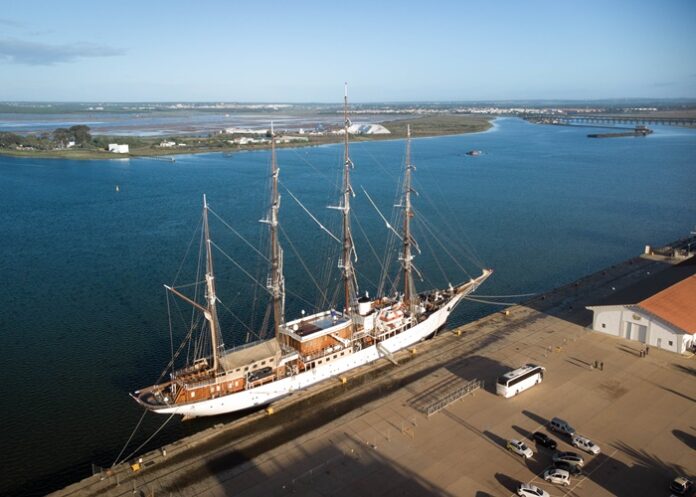 2022.04.23 Sea Cloud en el Muelle de Levante12 sea cloud