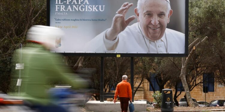 El incómodo viaje del Papa a Malta | Internacional