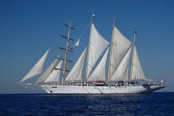 El sábado hace escala en Almería el crucero-velero 'Star Flyer', lujoso...