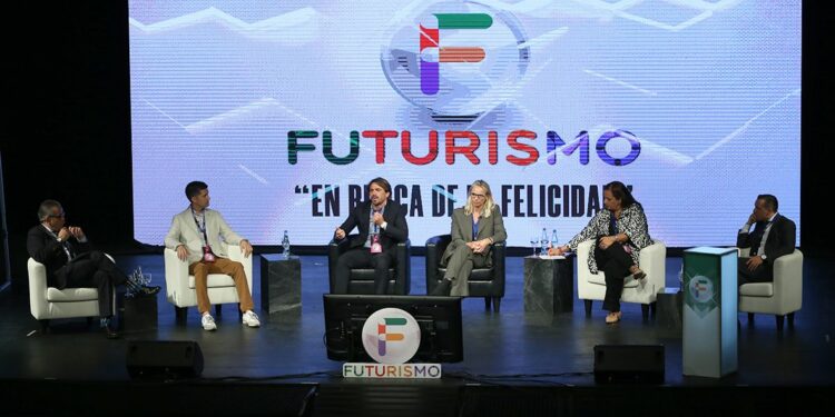 Futurismo 2022 arranca su primera jornada con una visión esperanzadora de la industria turística