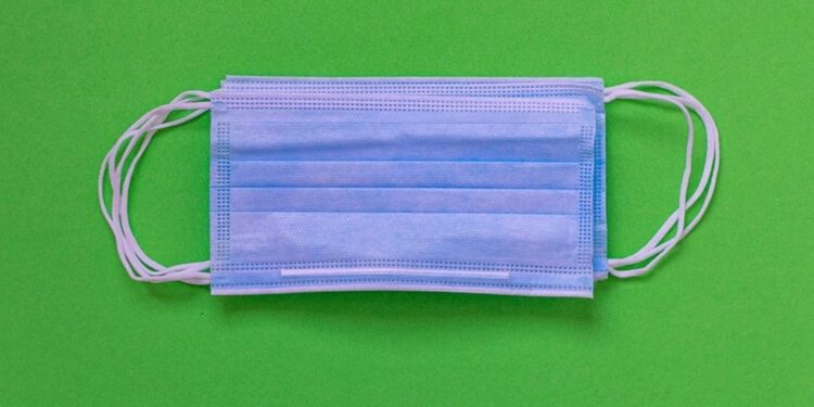 Gobierno de EU apelar&aacute; derogaci&oacute;n del uso obligatorio de cubrebocas en viajes