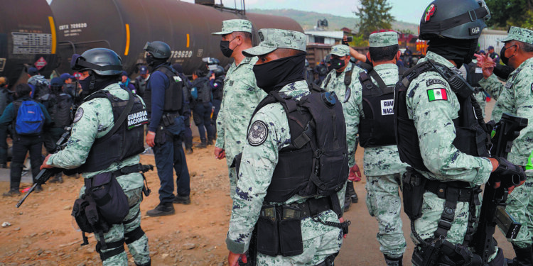 Guardia Nacional niega viajes de aeronave oficial a Houston